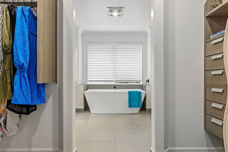 Photo of property in 24 Creedon Glen, Casebrook, Christchurch, 8051