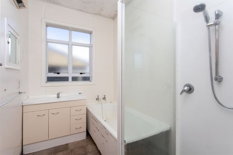 Photo of property in 290a Pages Road, Wainoni, Christchurch, 8061