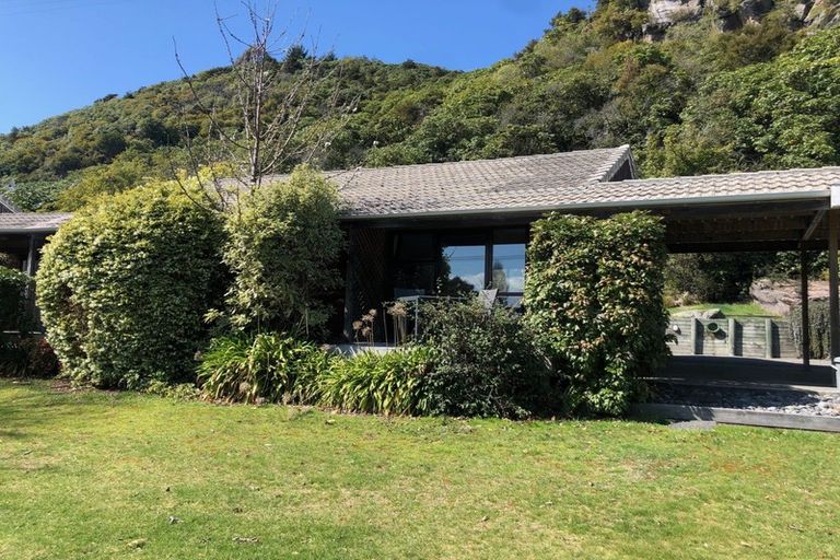 Photo of property in 8 Tangitu Street, Motuoapa, 3382
