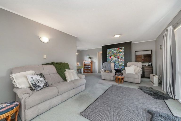 Photo of property in 12 Commodore Avenue, Flagstaff, Hamilton, 3210