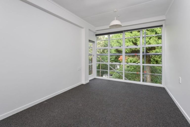 Photo of property in 146 Glenmore Street, Northland, Wellington, 6012