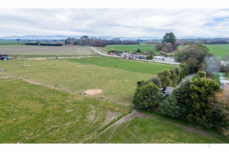 Photo of property in 8 Barretts Road, Seadown, 7973