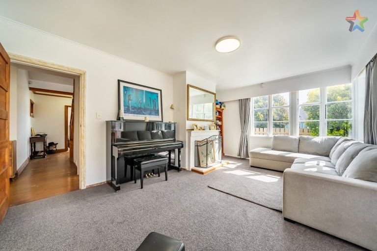 Photo of property in 1/1250 High Street, Taita, Lower Hutt, 5011