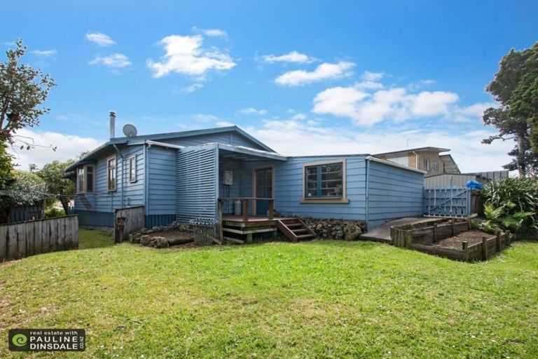 Photo of property in 11 Le Ruez Place, Maunu, Whangarei, 0110