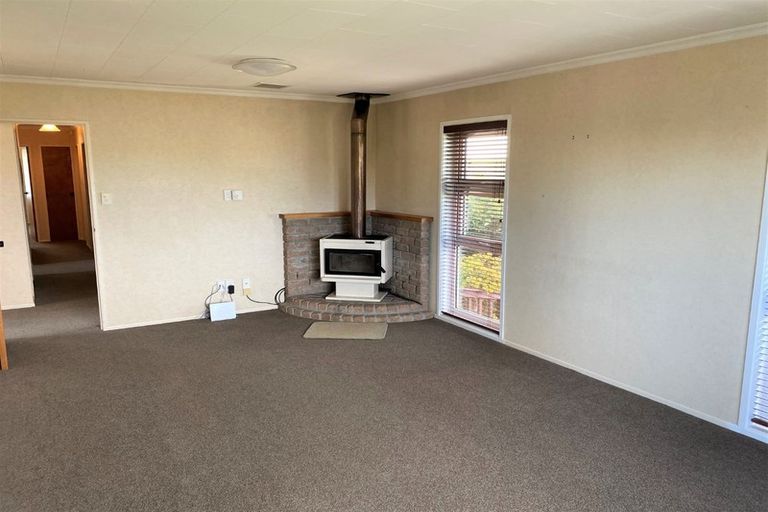 Photo of property in 30 Karaka Street, Merrilands, New Plymouth, 4312