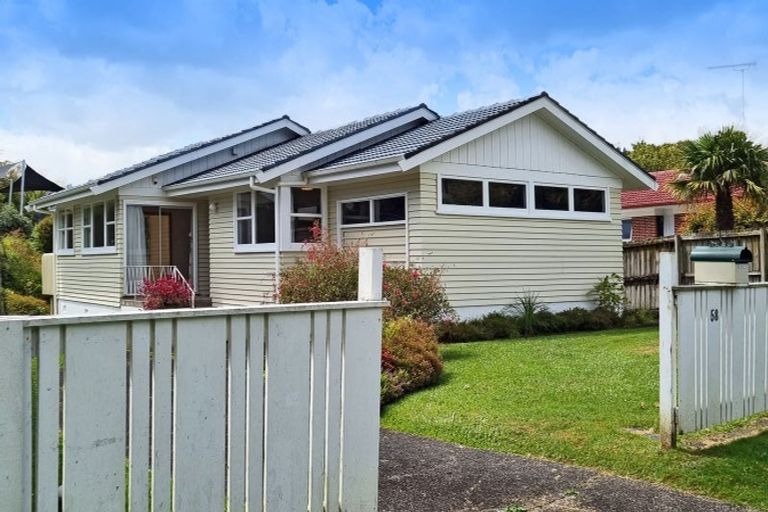 Photo of property in 58 Mcdowell Crescent, Hillcrest, Auckland, 0627