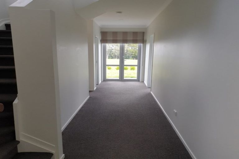 Photo of property in 53 Anselmi Ridge Road, Pukekohe, 2120