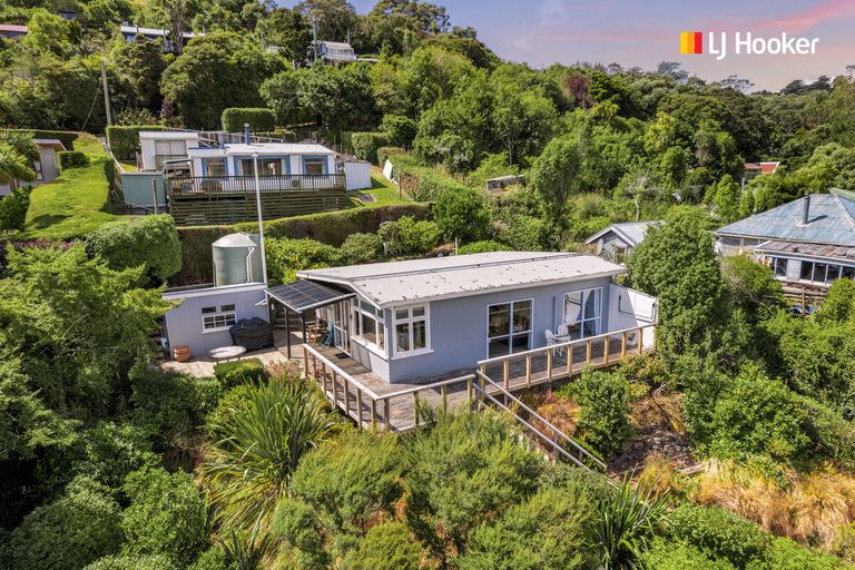 Photo of property in 104 Bay Road, Purakaunui, Port Chalmers, 9081