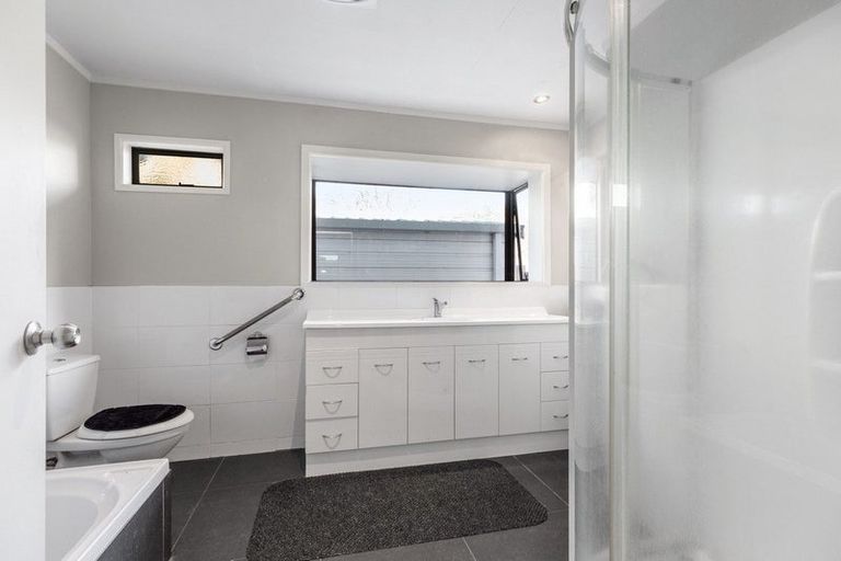 Photo of property in 152 Cameron Road, Te Puke, 3119