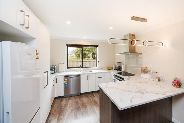 Photo of property in 51 Wilson Street, Bulls, 4818