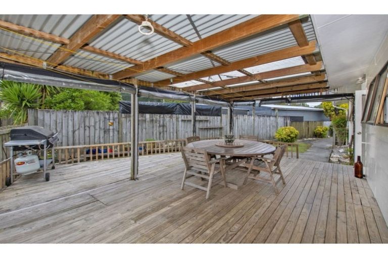 Photo of property in 10 Jordan Street, Hikurangi, 0114