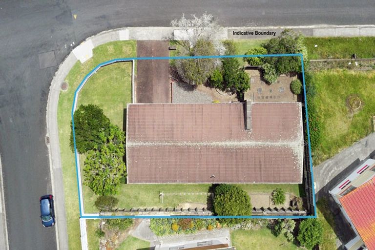Photo of property in 80 Bruce Road, Glenfield, Auckland, 0629