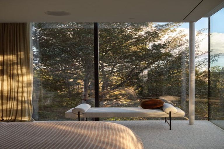 Photo of property in 6 Island Bay Road, Beach Haven, Auckland, 0626