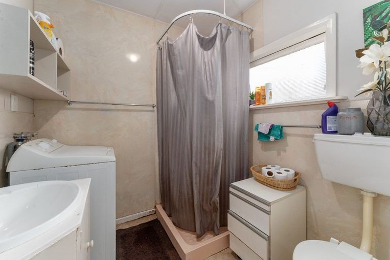 Photo of property in 85 Moana Street, Otaki Beach, Otaki, 5512