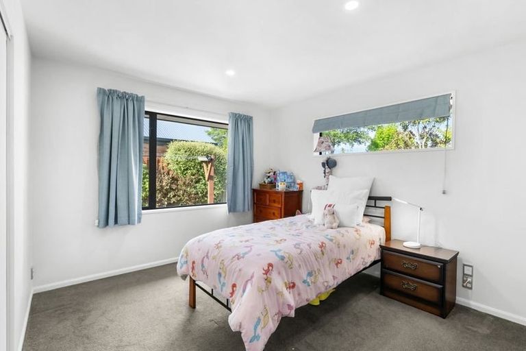 Photo of property in 2 Burbank Drive, Aidanfield, Christchurch, 8025