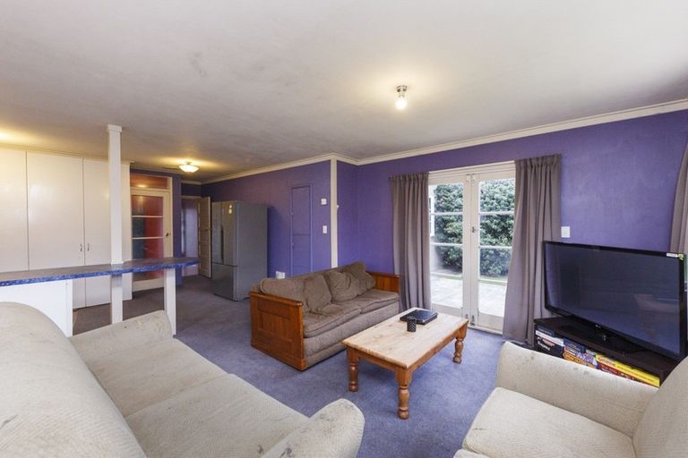 Photo of property in 71 Florence Avenue, Palmerston North, 4414