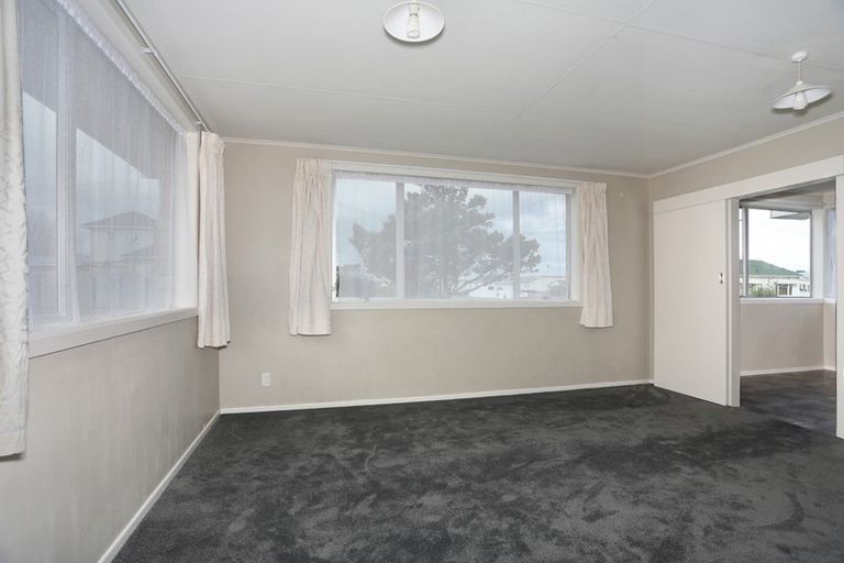 Photo of property in 32 Morris Street, Marton, 4710