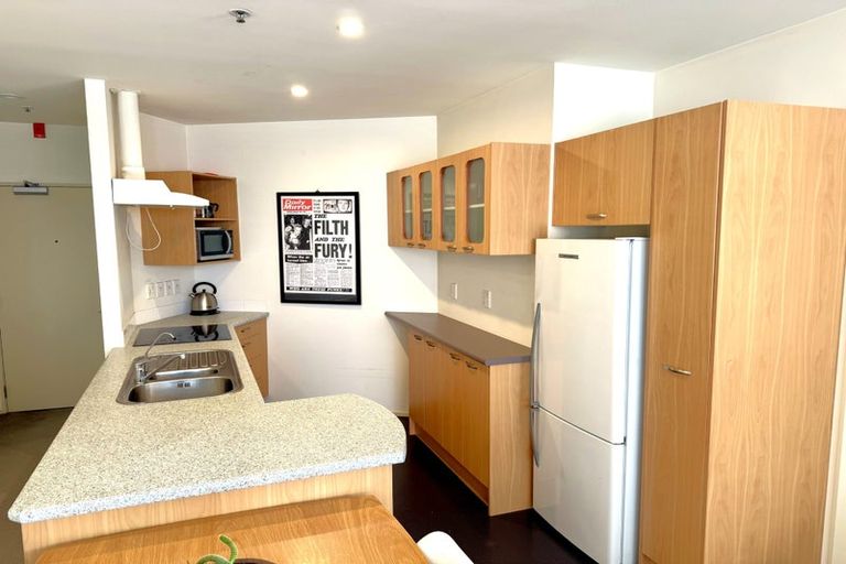 Photo of property in Hume House, 31/152 The Terrace, Wellington Central, Wellington, 6011