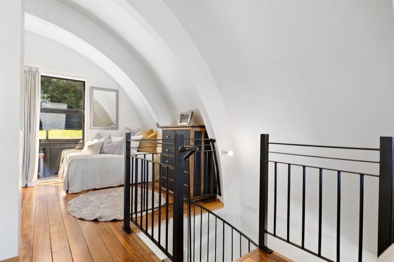 Photo of property in 281 Fernhill Road, Sunshine Bay, Queenstown, 9300