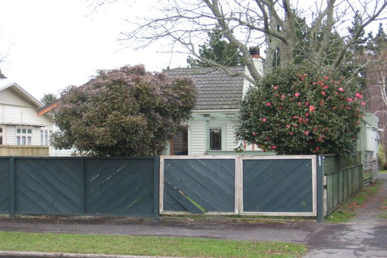 Photo of property in 81 Rimu Street, Maeroa, Hamilton, 3200