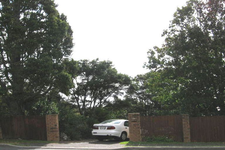 Photo of property in 109 Glengarry Road, Glen Eden, Auckland, 0602