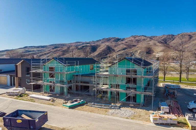 Photo of property in 28 Wallis Drive, Cromwell, 9310