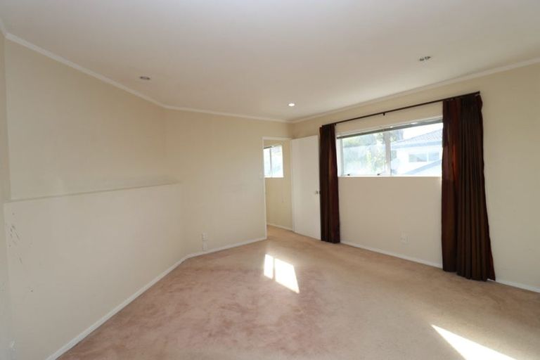 Photo of property in 50b Whitford Road, Botany Downs, Auckland, 2014