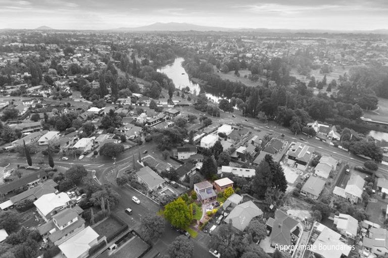 Photo of property in 25 Queenwood Avenue, Queenwood, Hamilton, 3210