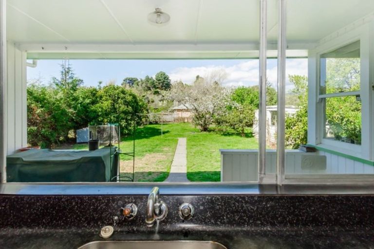 Photo of property in 159 Te Moana Road, Waikanae, 5036