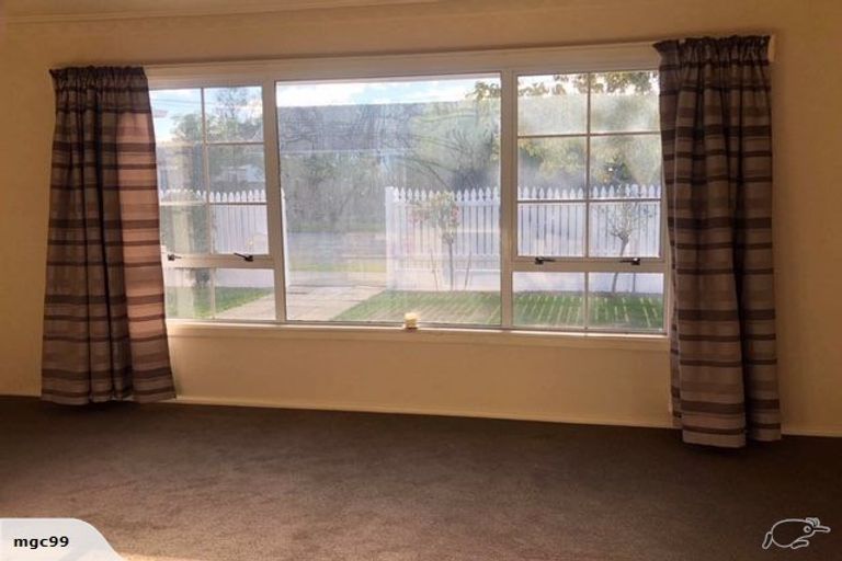 Photo of property in 70 Deepdale Street, Burnside, Christchurch, 8053