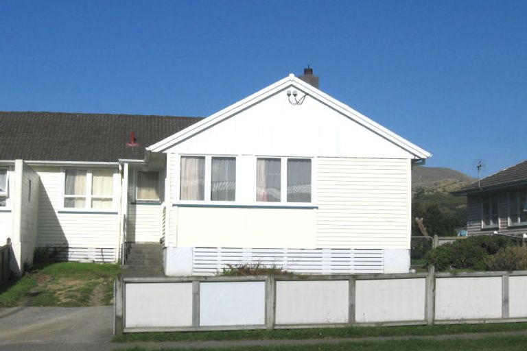Photo of property in 102a-b Warspite Avenue, Cannons Creek, Porirua, 5024