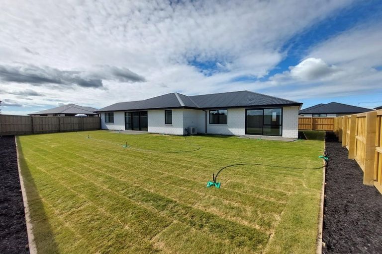 Photo of property in 65 Northmoor Boulevard, Rolleston, 7615