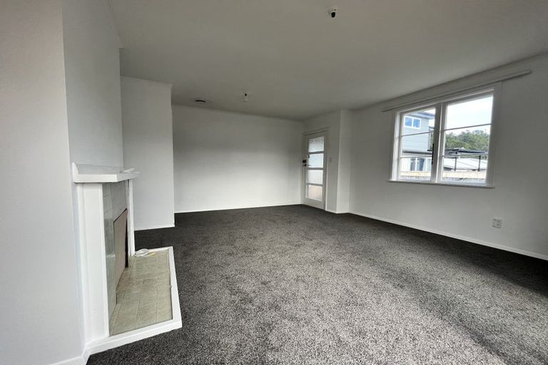 Photo of property in 9 Kamahi Street, Stokes Valley, Lower Hutt, 5019