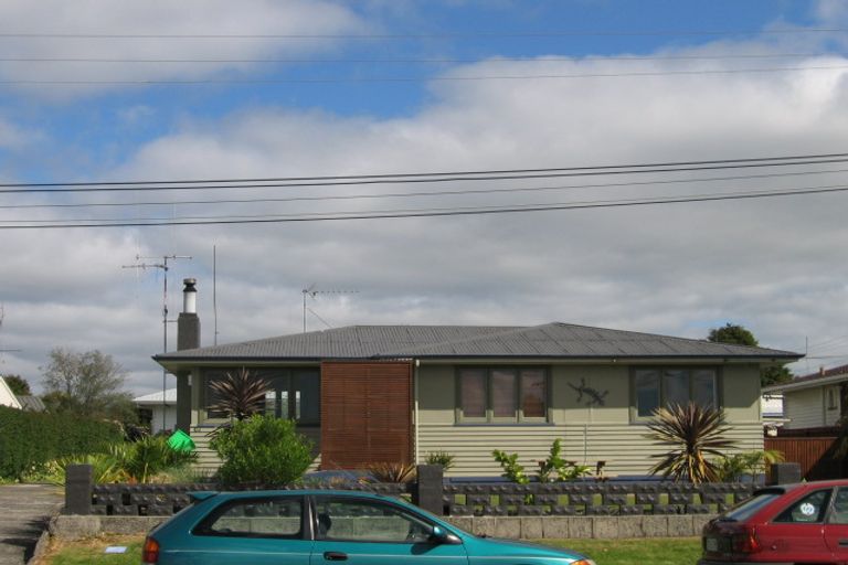 Photo of property in 10 Charles Street, Bellevue, Tauranga, 3110