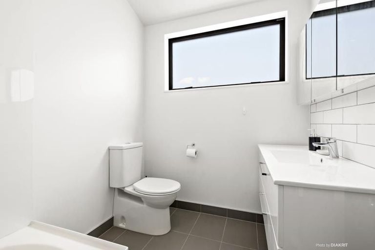 Photo of property in 3/74 Derwent Street, Island Bay, Wellington, 6023