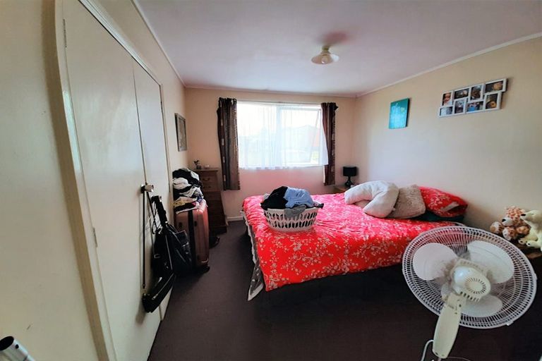 Photo of property in 6 Solveig Place, Randwick Park, Auckland, 2105