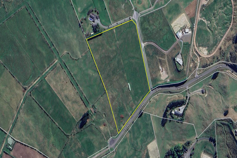 Photo of property in 52 Grant Road, Kinloch, Taupo, 3385