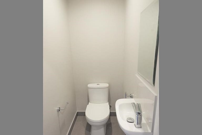 Photo of property in 56 Nile Road, Milford, Auckland, 0620