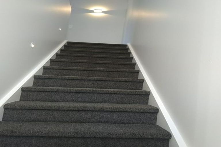 Photo of property in 33c Bracken Road, Paparangi, Wellington, 6037