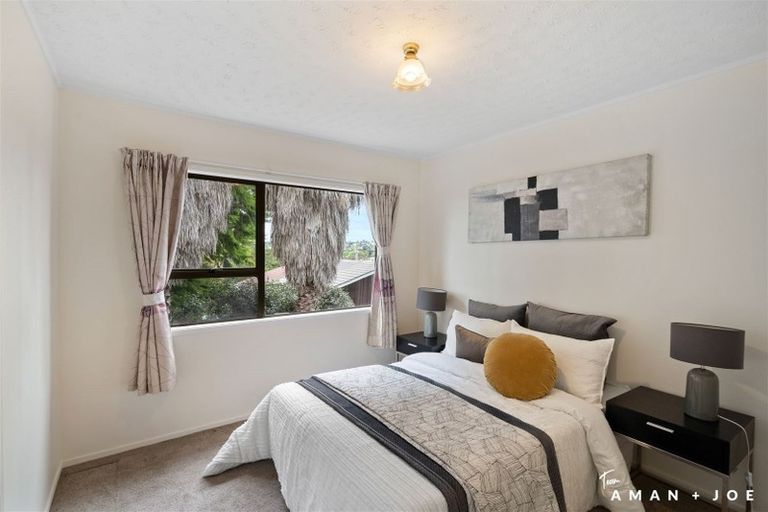 Photo of property in 69 Kennedy Avenue, Forrest Hill, Auckland, 0620