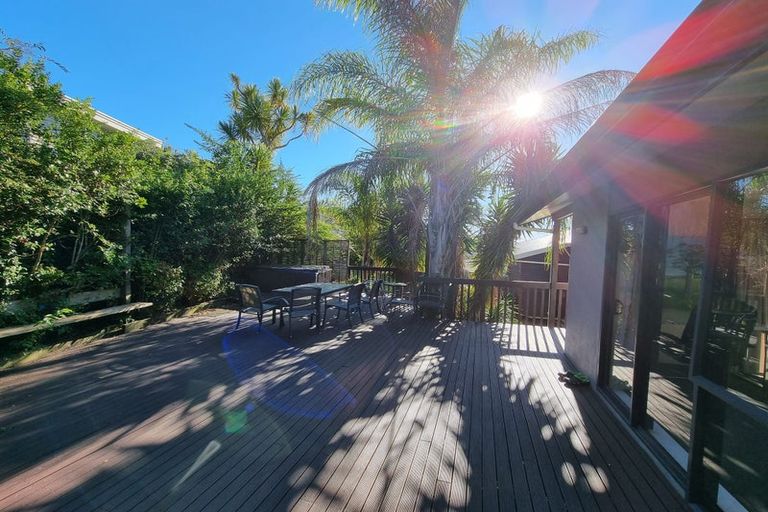 Photo of property in 49b Rua Road, Glen Eden, Auckland, 0602