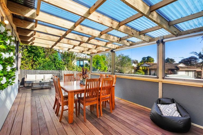 Photo of property in 24 Hassan Drive, Massey, Auckland, 0614