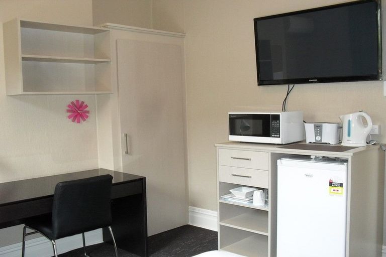 Photo of property in 54 Queen Street, North Dunedin, Dunedin, 9016