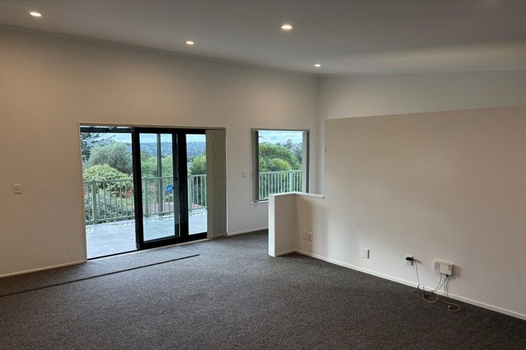 Photo of property in 67a Birkdale Road, Birkdale, Auckland, 0626