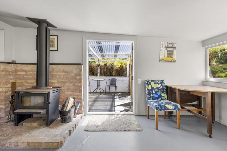 Photo of property in 28 Cross Street, Raglan, 3225