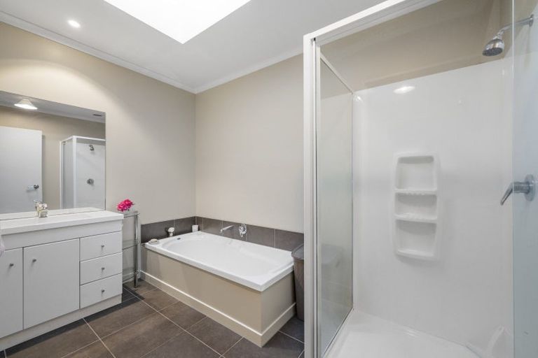 Photo of property in 68b Mclauchlan Street, Springlands, Blenheim, 7201