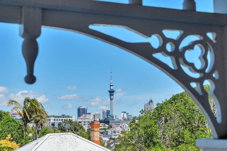 Photo of property in 3 Alberon Place, Parnell, Auckland, 1052