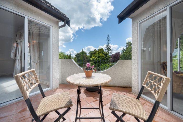 Photo of property in 33 Seymour Road, Mellons Bay, Auckland, 2014