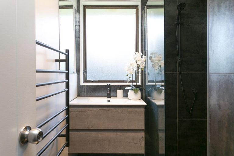 Photo of property in 45 Grace Crescent, Richmond Heights, Taupo, 3330