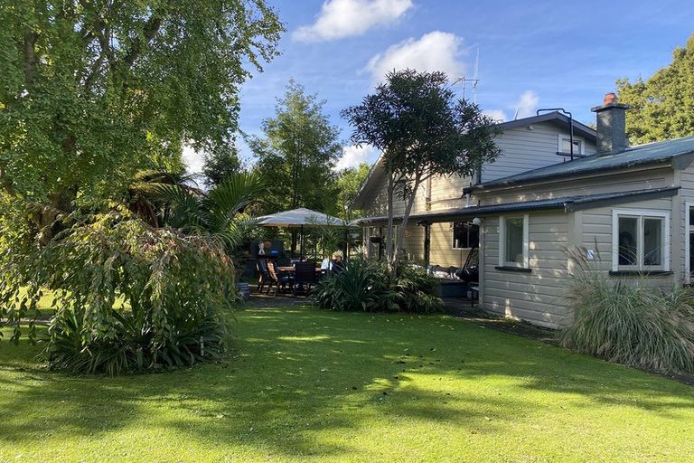 Photo of property in 189 Bartholomew Road, Levin, 5510